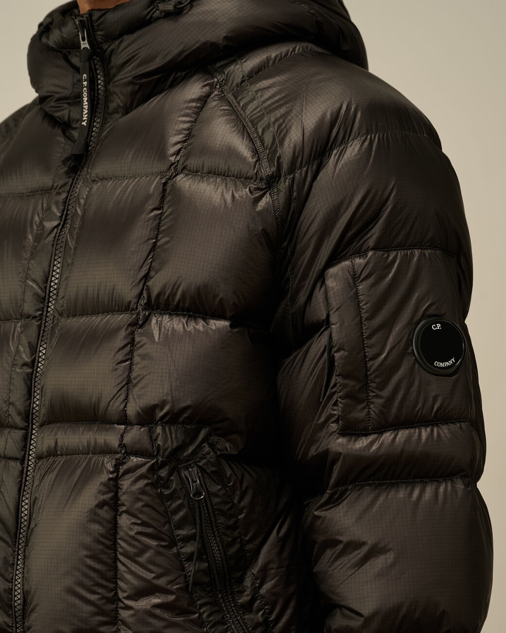 Cp Company Jas D.d. Shell Hooded Medium Down Jacket Zwart