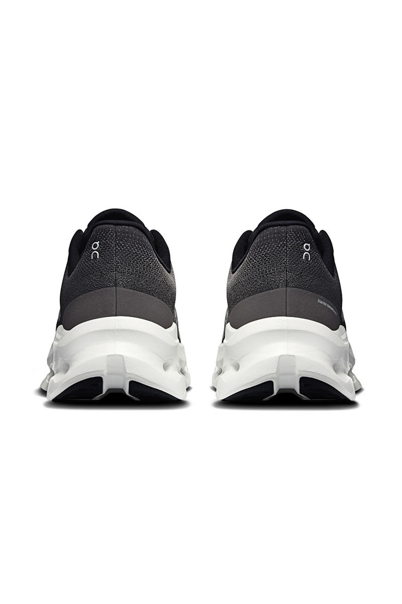 On Running Schoenen Cloudtilt Zwart