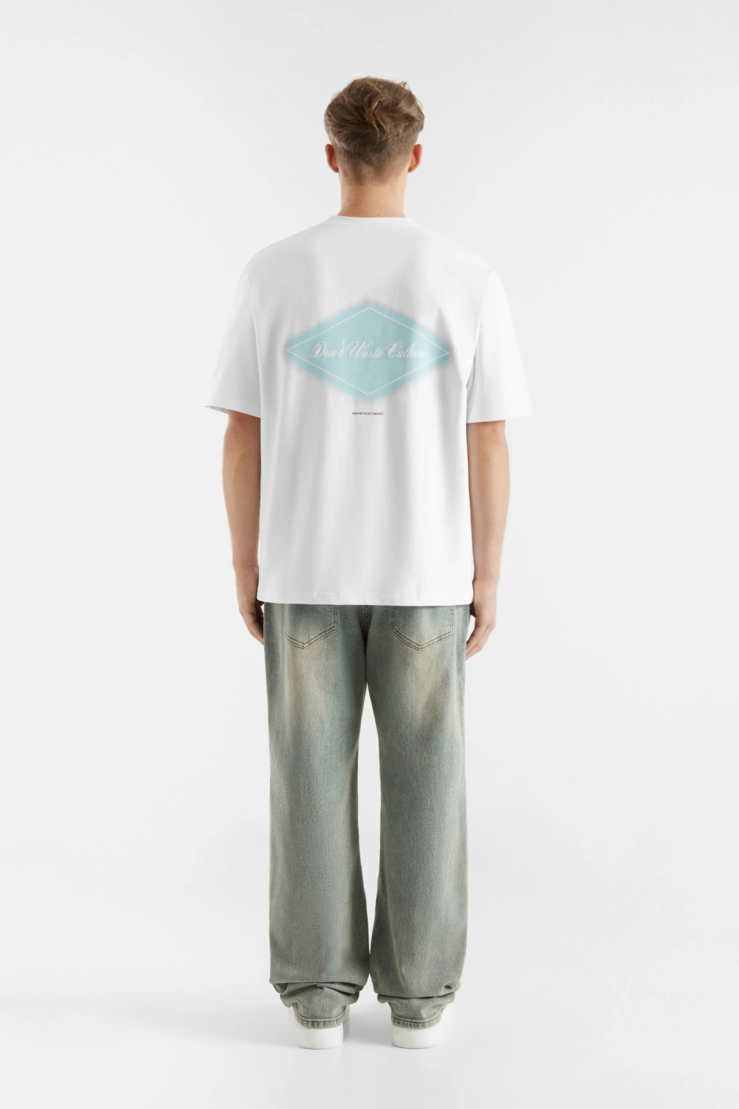 Don't Waste Culture T-shirt Anvaya Wit