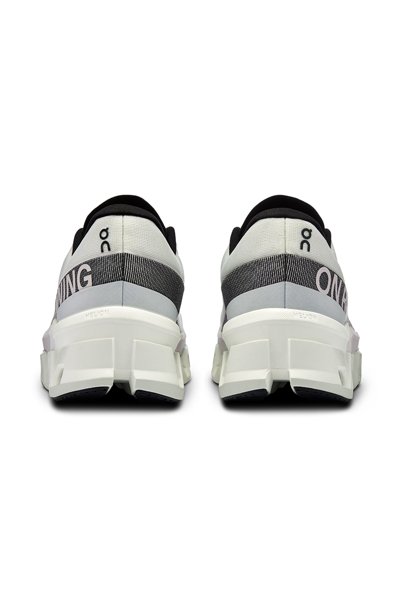 On Running Schoenen Cloudmonster 2 Wit