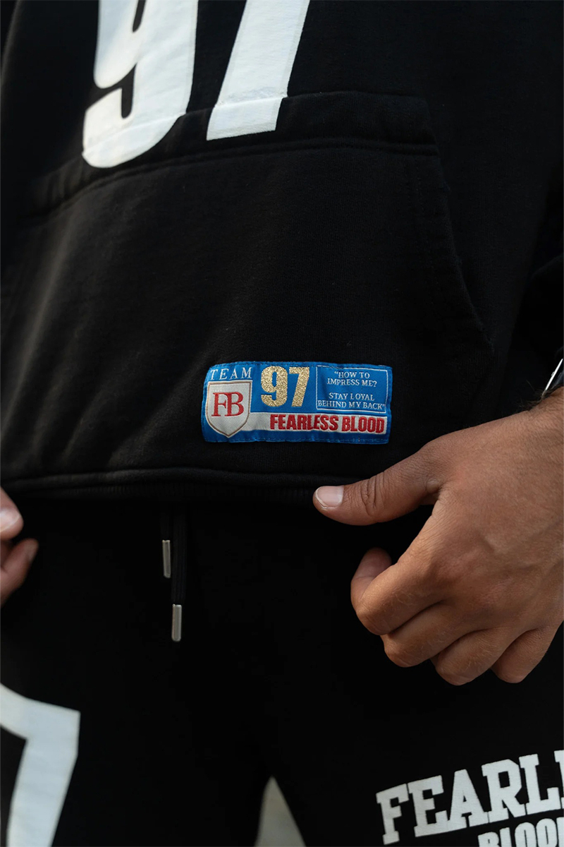 Fearless Blood Sweater Savage Zwart