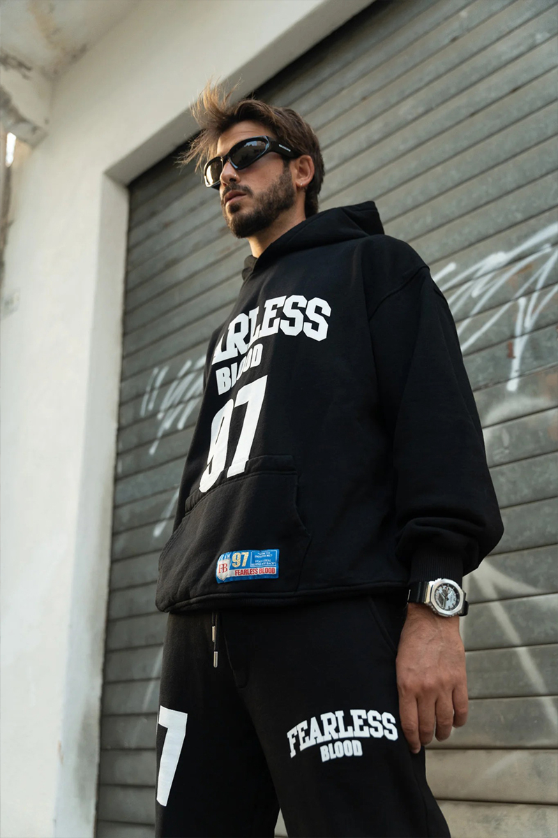 Fearless Blood Sweater Savage Zwart