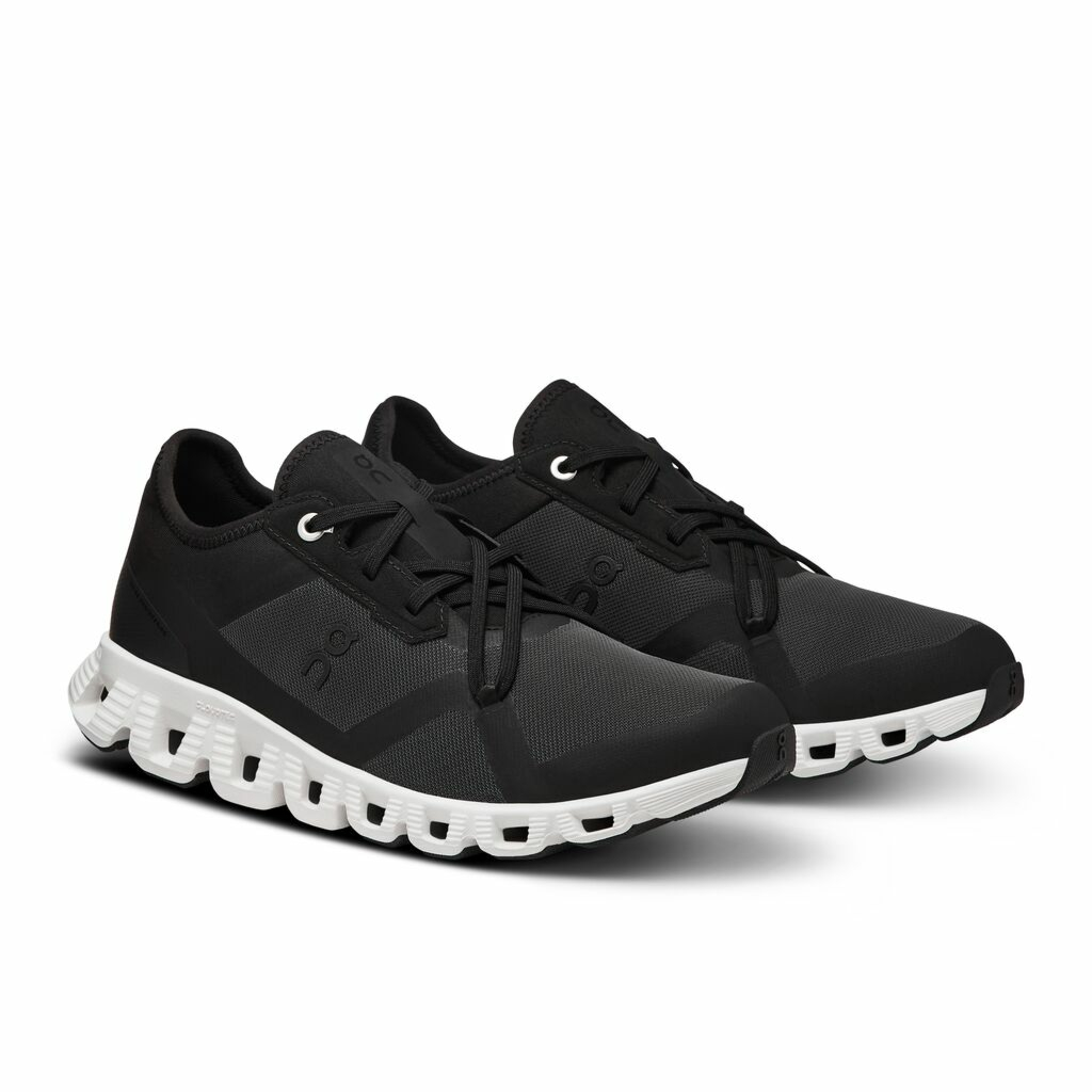 On Running Schoenen Cloud X 3 Ad Zwart