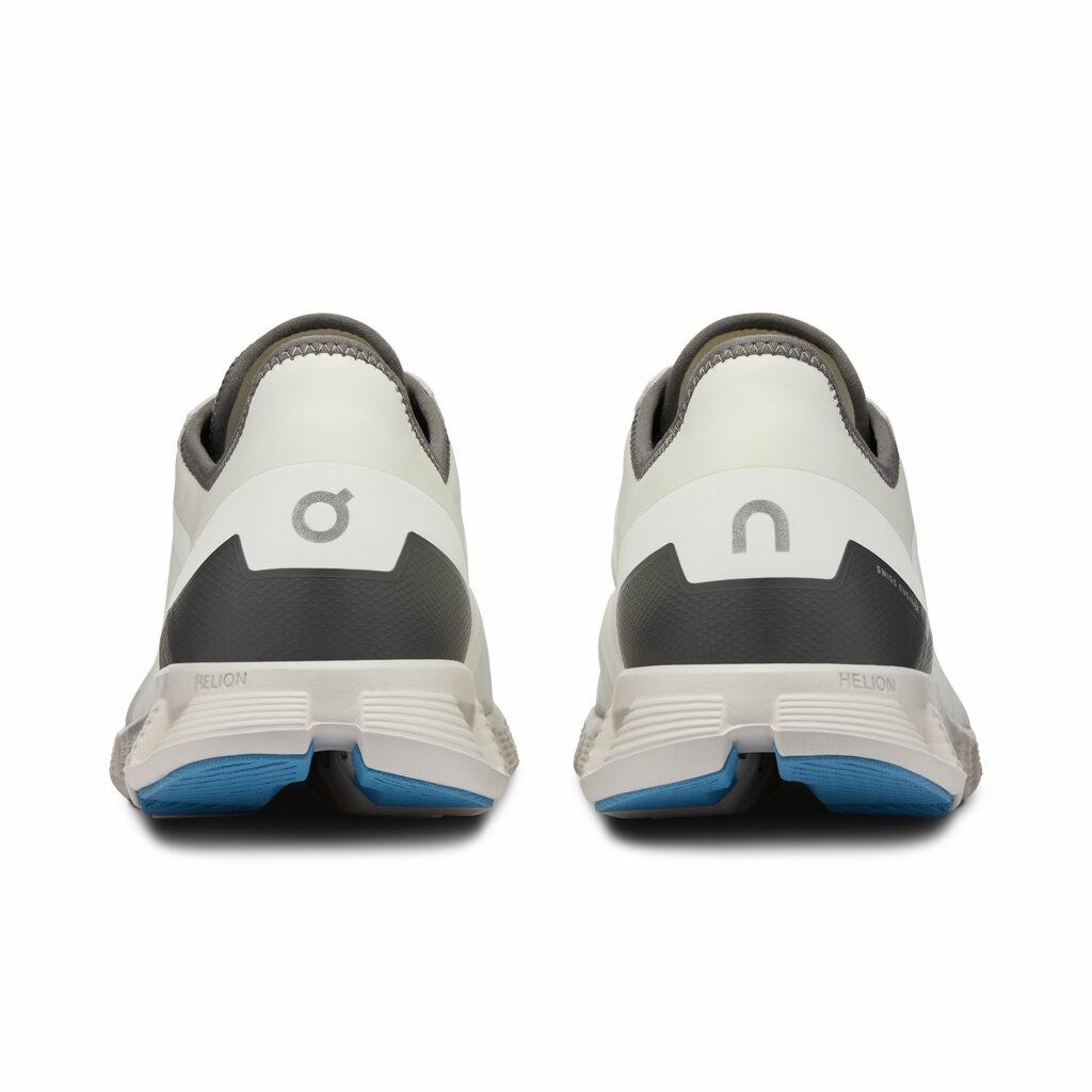 On Running Schoenen Cloud X 3 Ad Wit