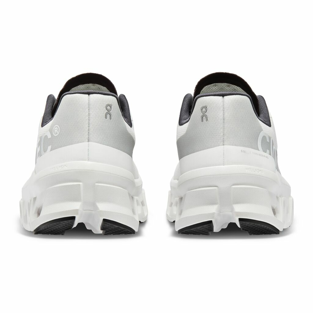 On Running Schoenen Cloudmonster Wit