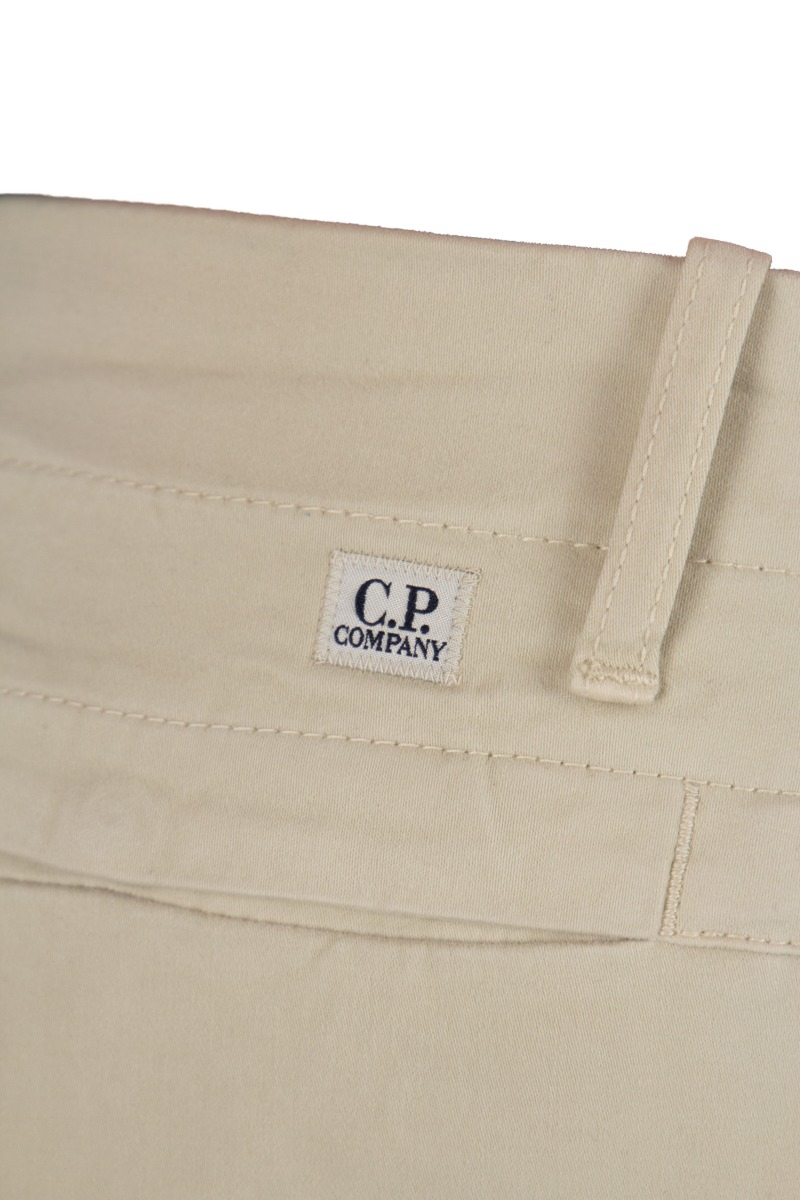 Cp Company Pantalon 13cmpa231a Beige