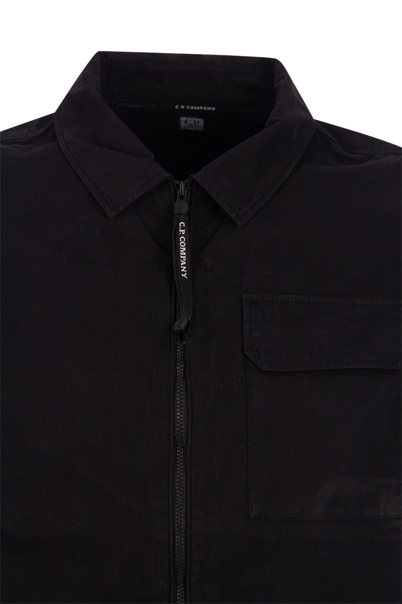 Cp Company Shirt 13cmsh158a Zwart