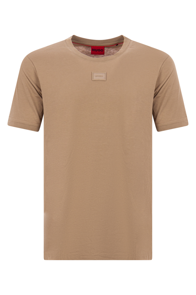 HUGO BOSS T-SHIRT