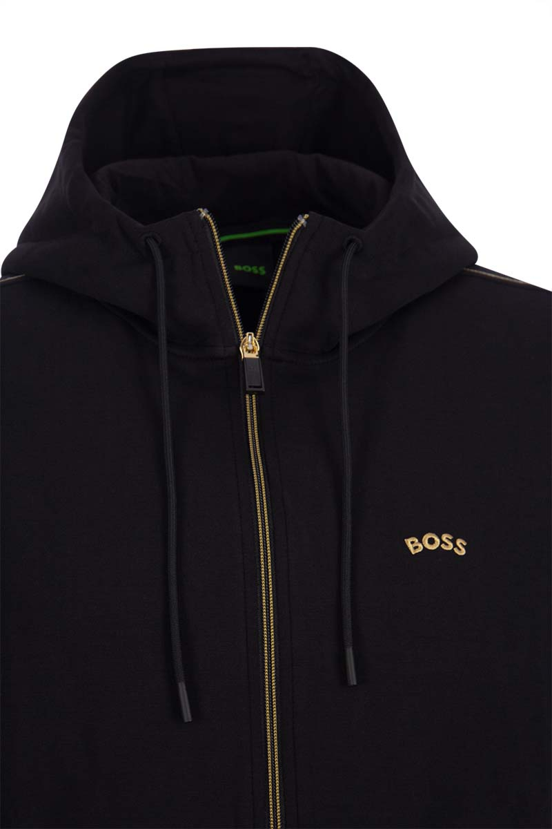 Hugo boss saggy gold online