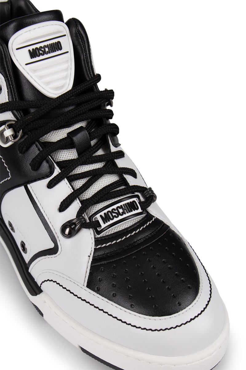 Moschino Schoenen Mb15604g1g. G46 Zwart Ov