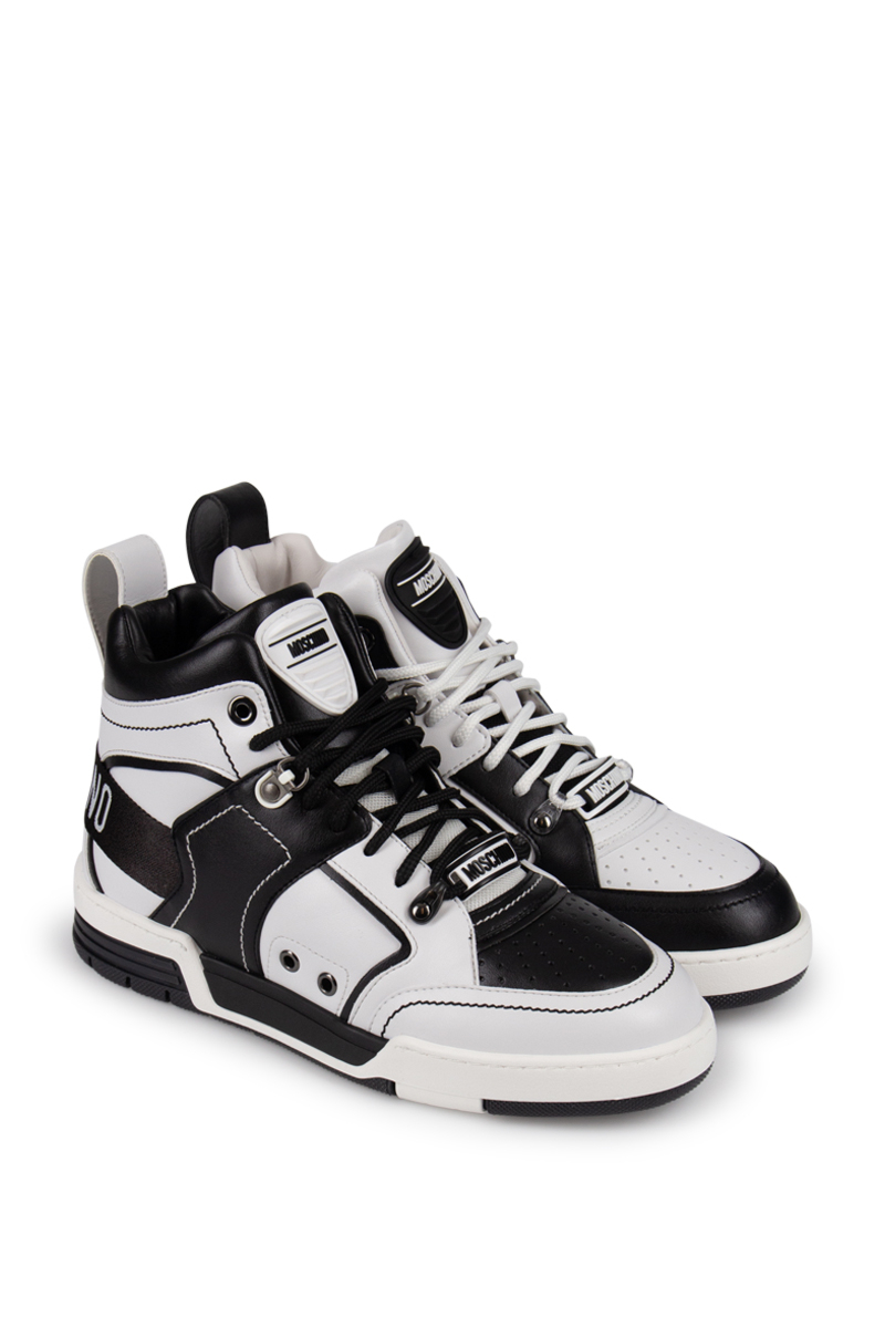 Moschino Schoenen Mb15604g1g. G46 Zwart Ov