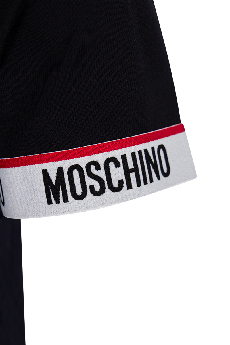 Moschino T-shirt V0782-4305 Zwart