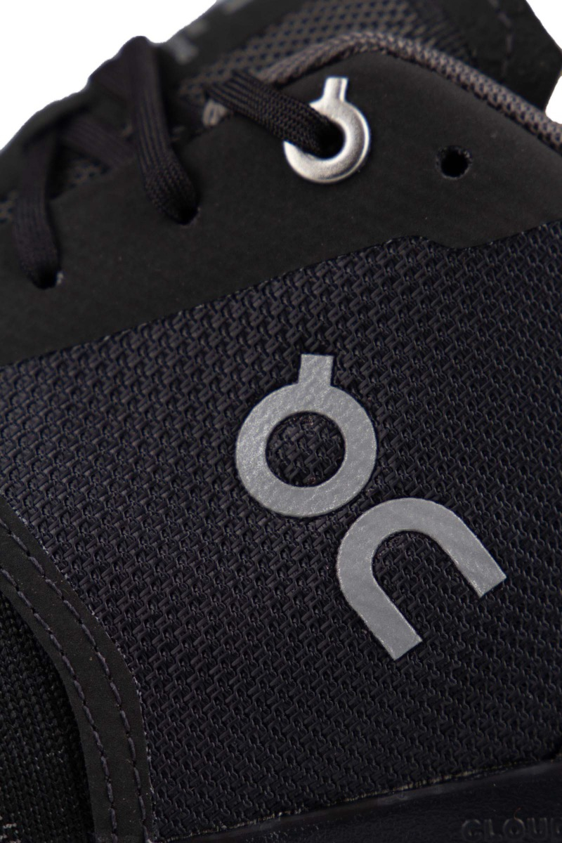 On Running Schoenen Cloud X Zwart