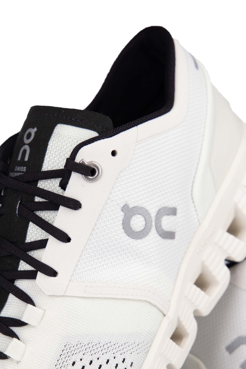 On Running Schoenen Cloud X Wit