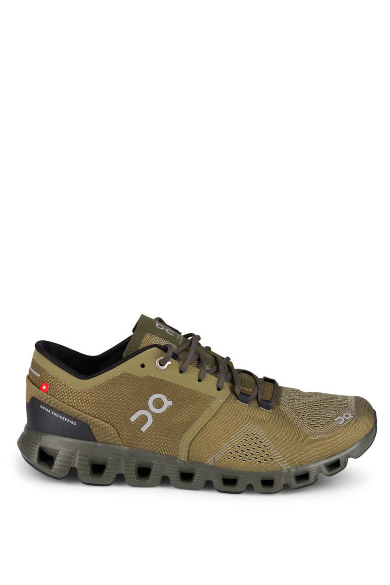 On Running Schoenen Cloud X D-groen
