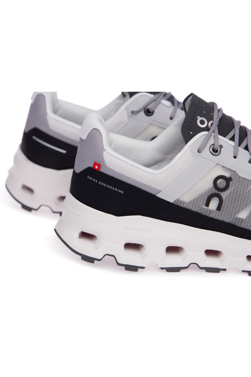 On Running Schoenen Cloudvista Zwart