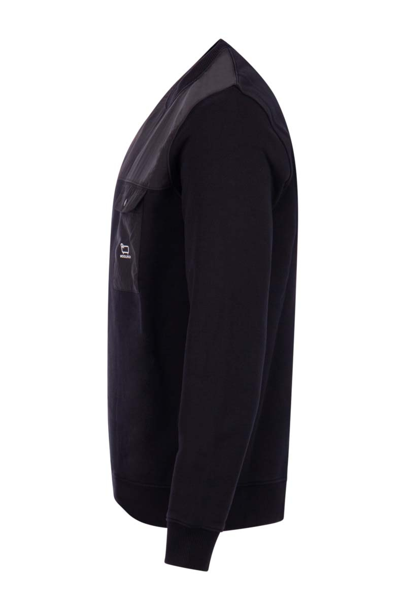 Woolrich Sweater Mix Media Crew Zwart